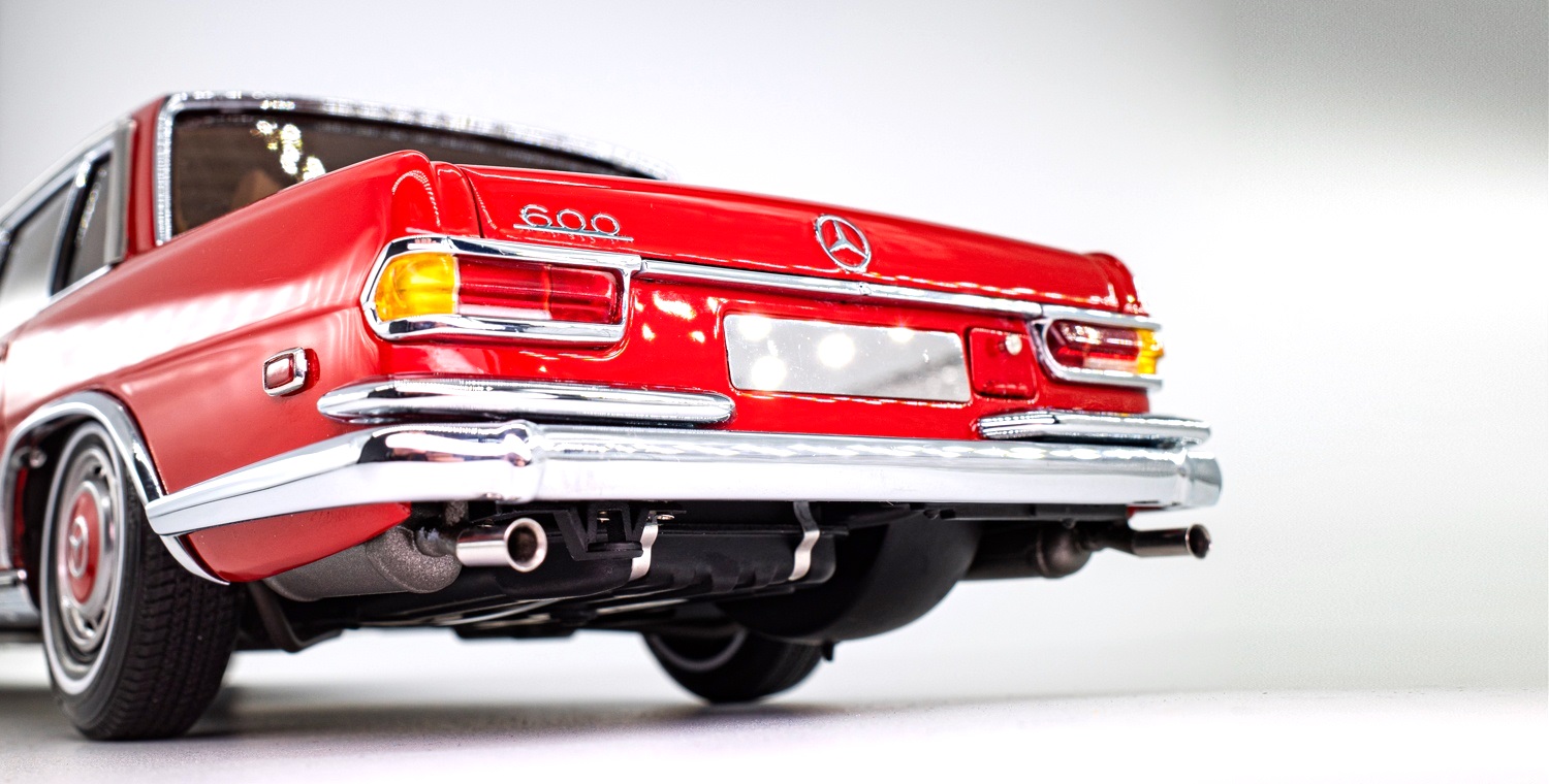 Mercedes-Benz 600 Pullman 6 Portes "Red Baron" d